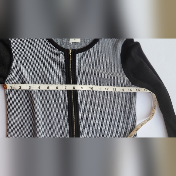 Saks Fifth Avenue "Black" Label Zip Cardigan Sweater | Black & White Size S NWT - Picture 7 of 11